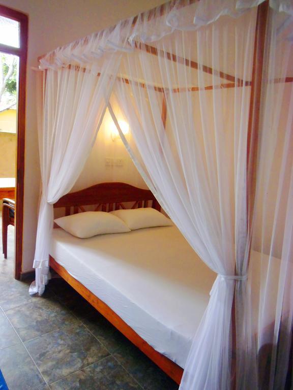 Hopson Resort And Apartment Unawatuna Esterno foto