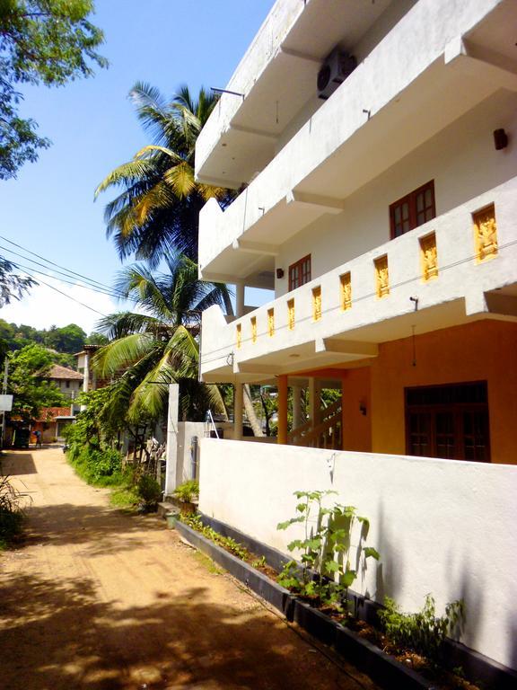 Hopson Resort And Apartment Unawatuna Esterno foto
