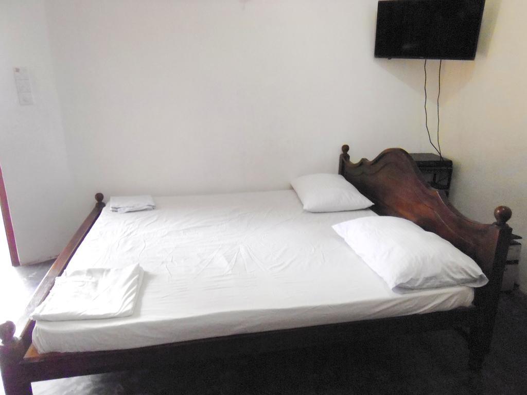 Hopson Resort And Apartment Unawatuna Esterno foto