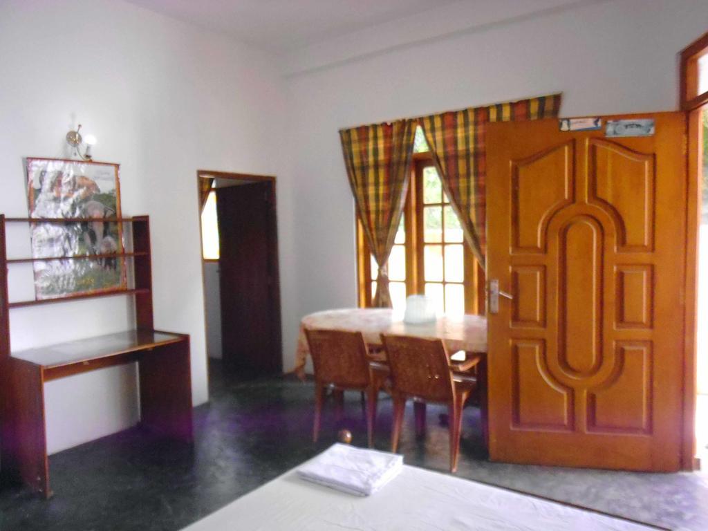 Hopson Resort And Apartment Unawatuna Esterno foto