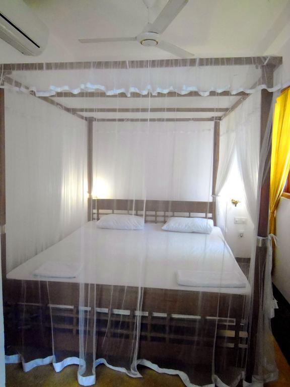 Hopson Resort And Apartment Unawatuna Esterno foto