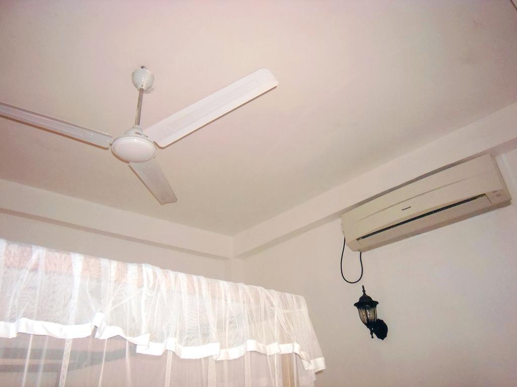Hopson Resort And Apartment Unawatuna Esterno foto